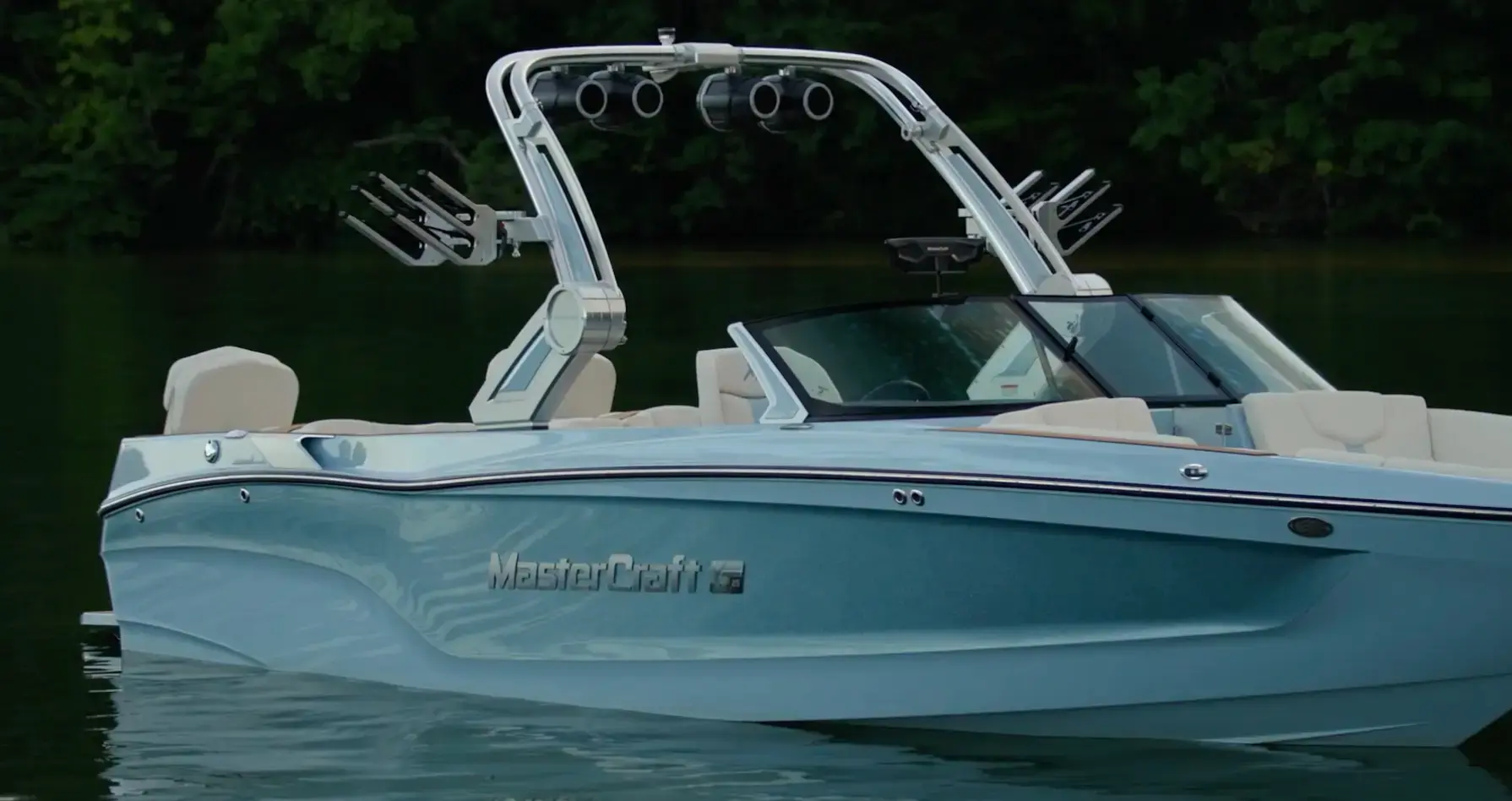 Mastercraft XT24 boat rental