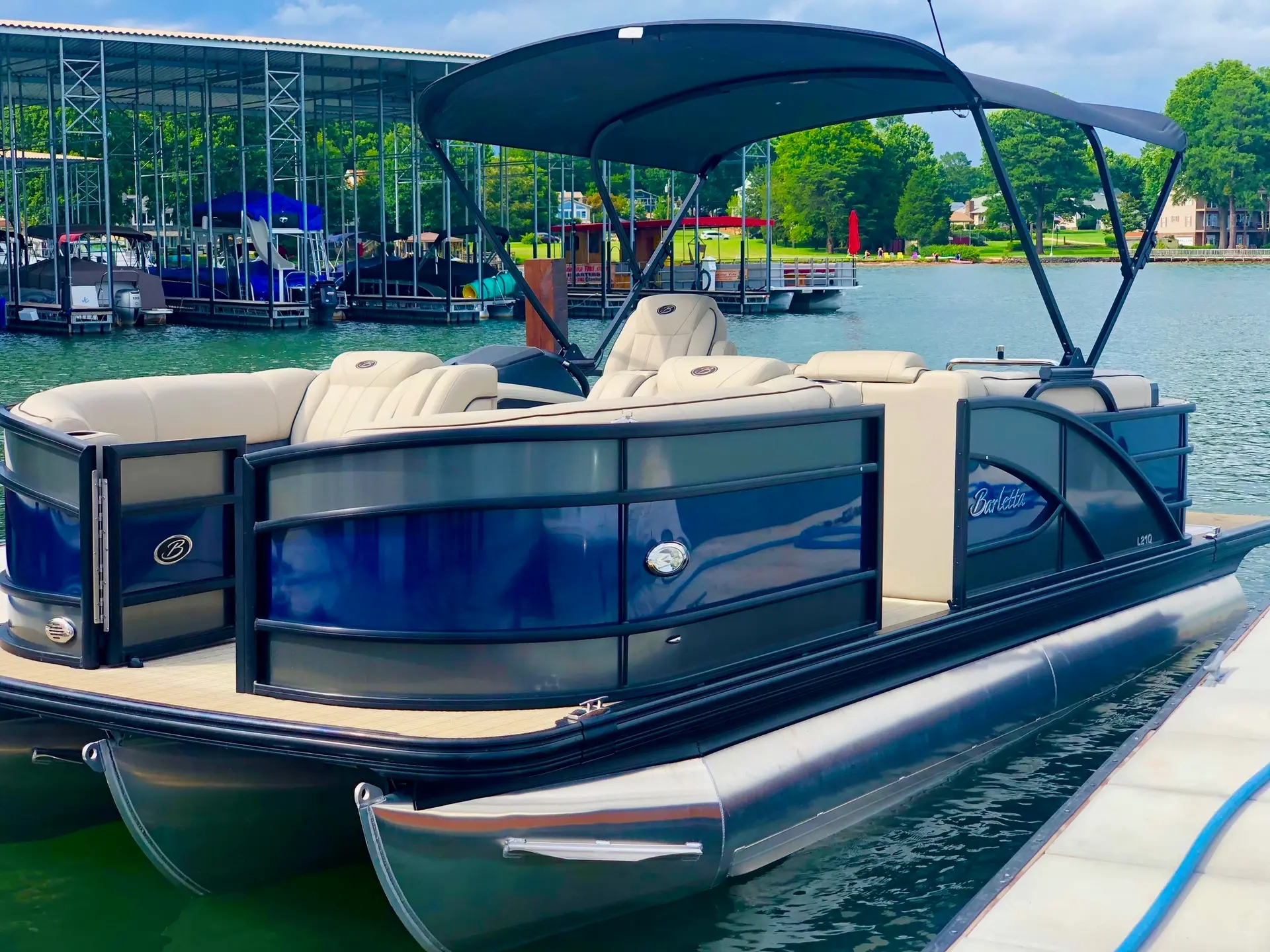 Pontoon rental tied up at the Lake Norman dock